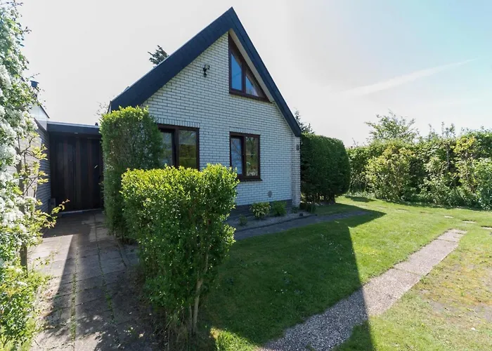 In North Holland Coast Дом отдыха