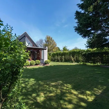 Nyaraló In North Holland Coast *